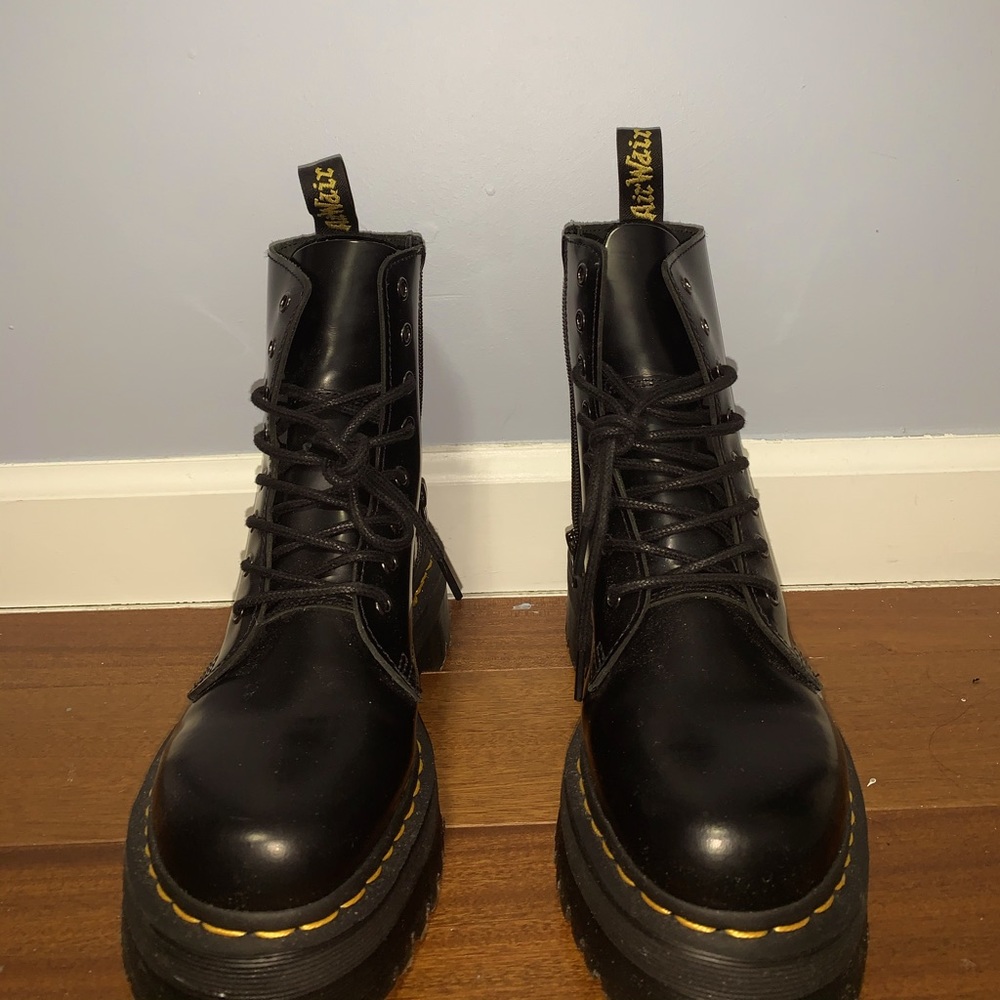 DOC MARTEN JADON BOOTS